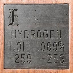 Wooden tile representing the elementHydrogen