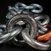 Iron Link in multi-metal chain