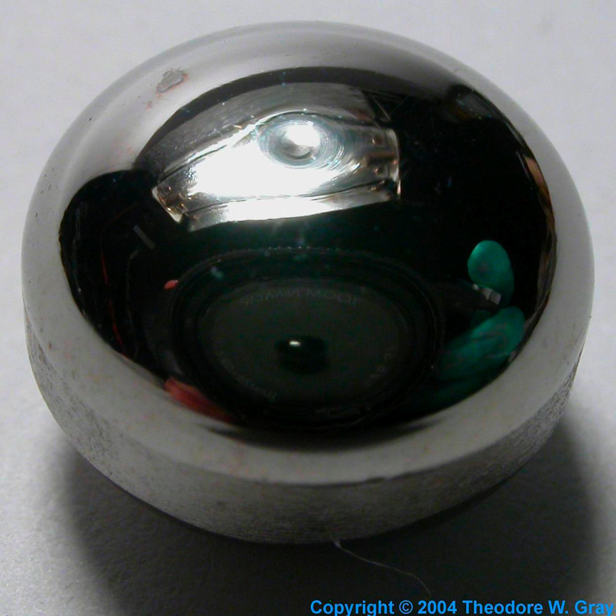 Tungsten Single-crystal button, melted
